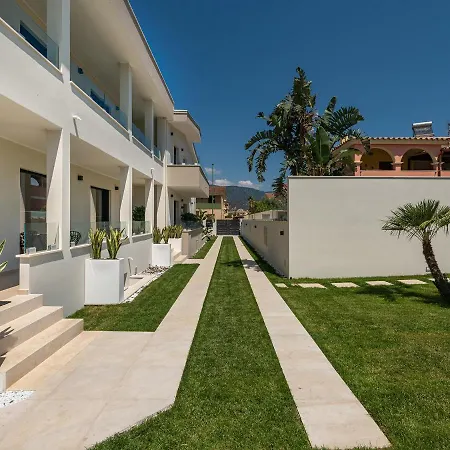 Гостьовий будинок Palazzo Michelangelo 4*