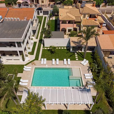 Гостьовий будинок Palazzo Michelangelo Віллазімьюс