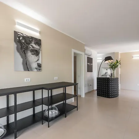 Palazzo Michelangelo 4* فيلاّسيمِيوس