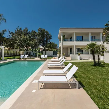 Palazzo Michelangelo بيت ضيافة 4*