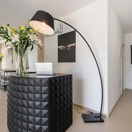 Palazzo Michelangelo بيت ضيافة فيلاّسيمِيوس