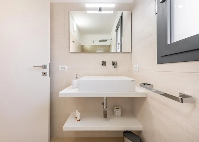 Guest house Palazzo Michelangelo 4*